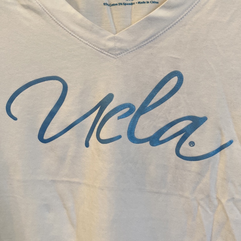 Banded UCLA V-neck T shirt.
